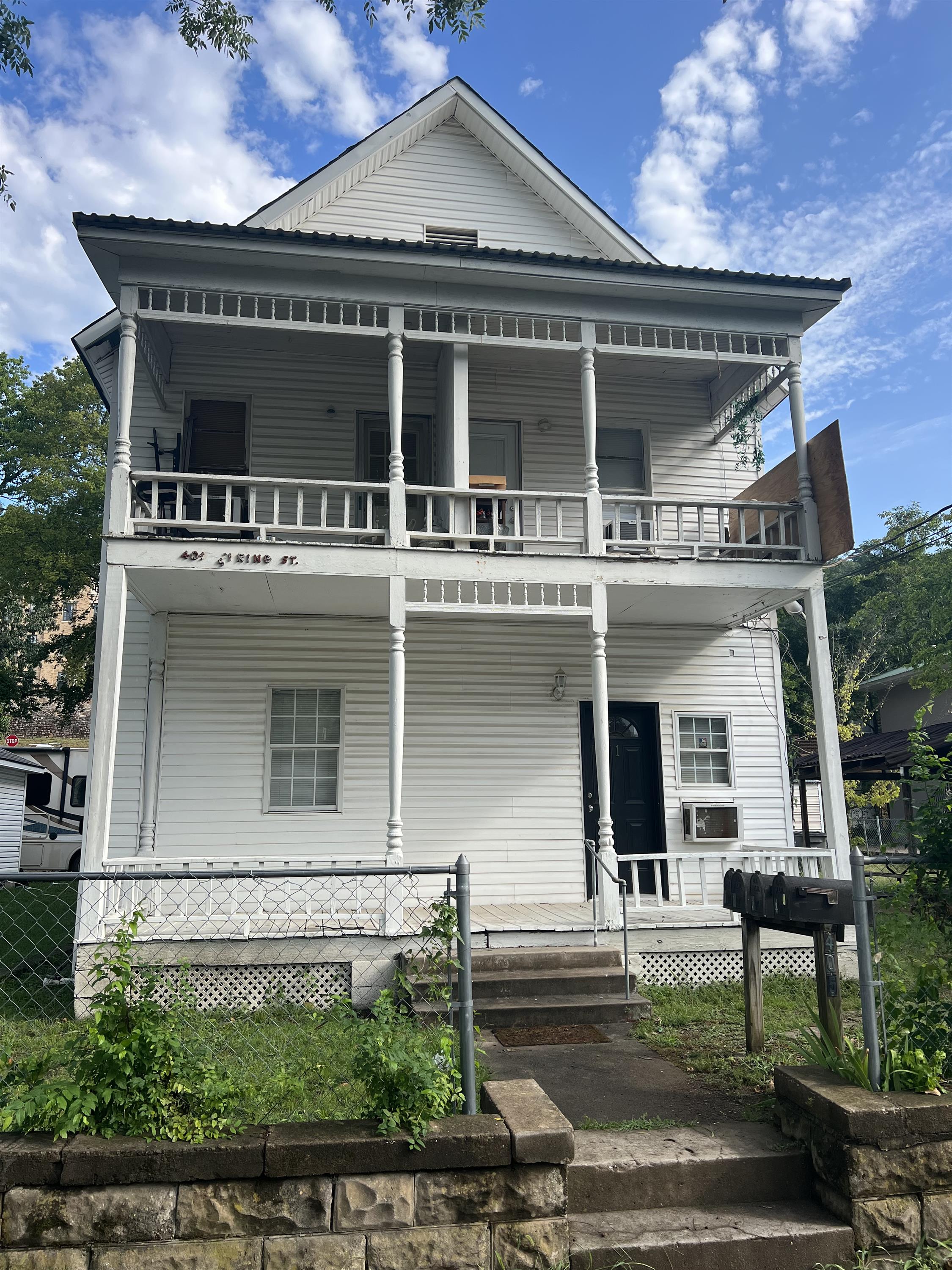 405 Spring Street - 2