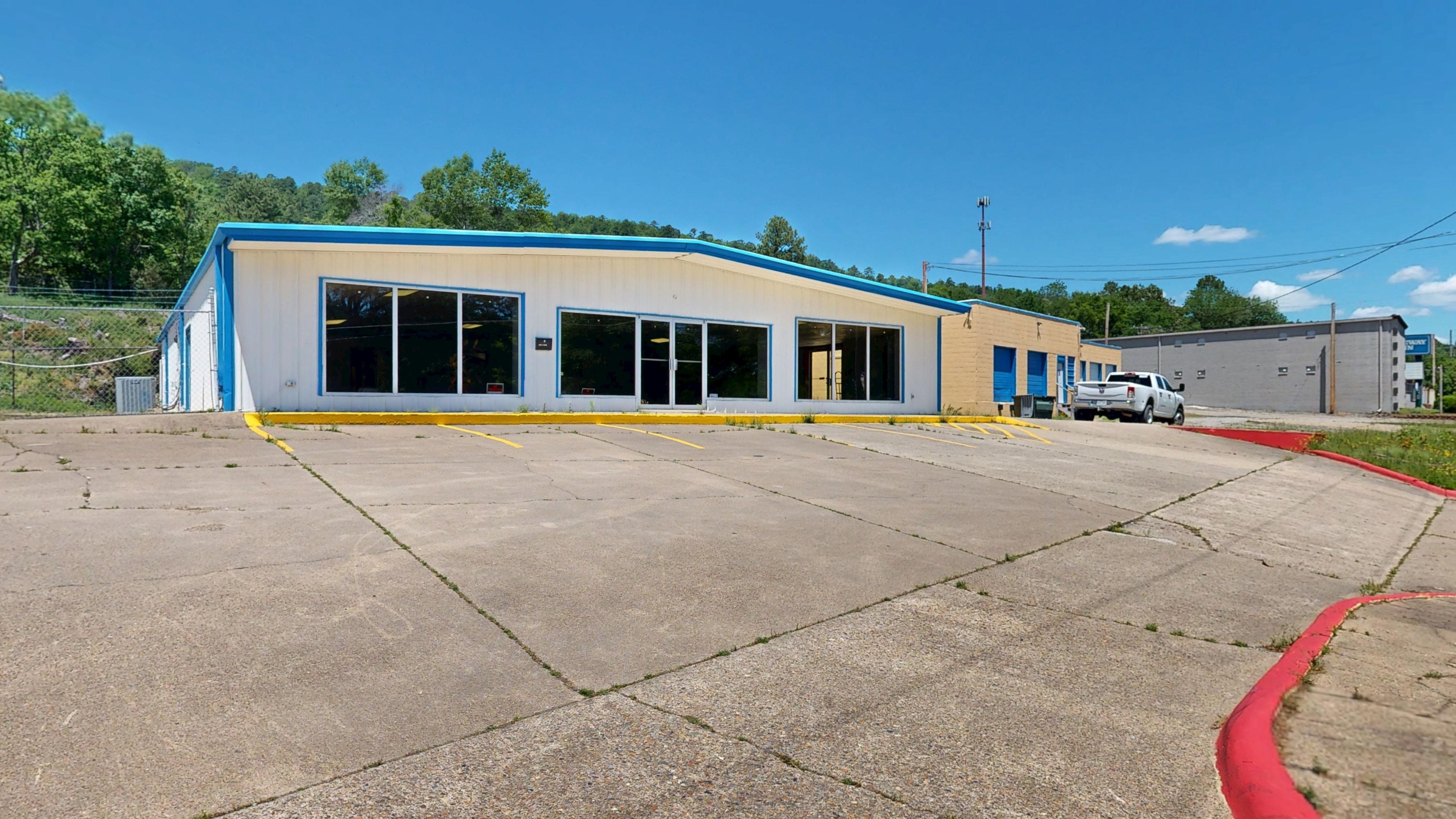 1005 East Grand Avenue - 2