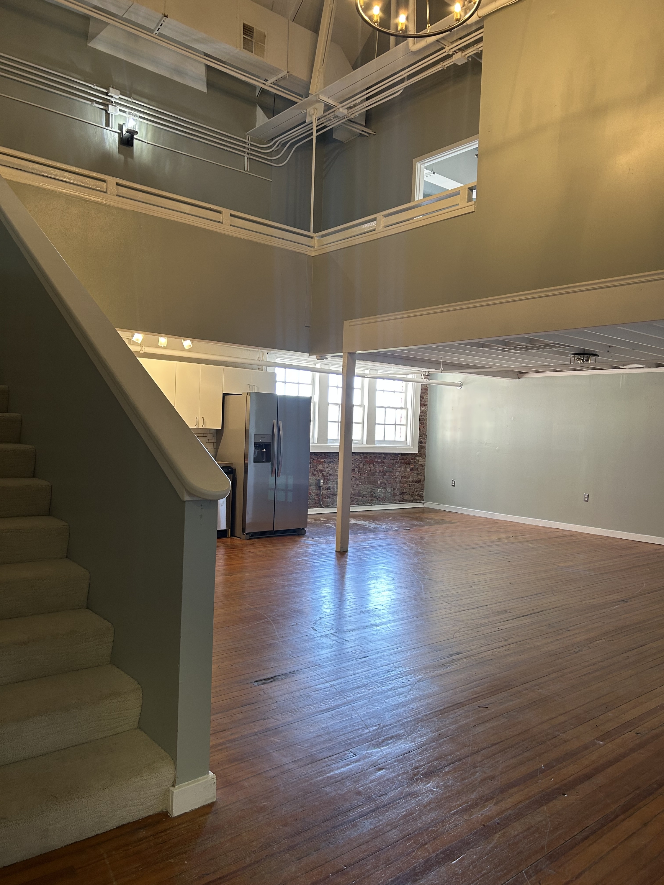 125 Oak St - 1-406
